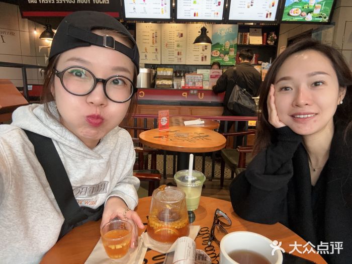 西西弗书店&矢量咖啡(凯德晶萃广场店)图片