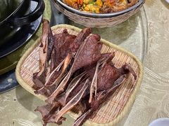 -红旗山庄(圭峰山店)