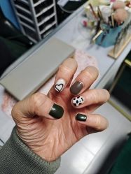 -桃子的美甲店