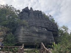 -梭布垭石林景区