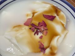 -云阿蛮云南生烫牛肉米线(奉贤路店)