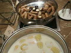 -南湖名都·景湖轩全日制餐厅·海鲜自助·东南亚风味·临湖而食