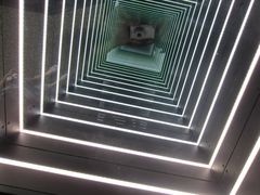 -迷宫世界