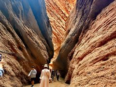 -天山神秘大峡谷