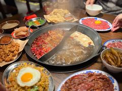 -萍姐火锅·公路夜市(武汉首店)