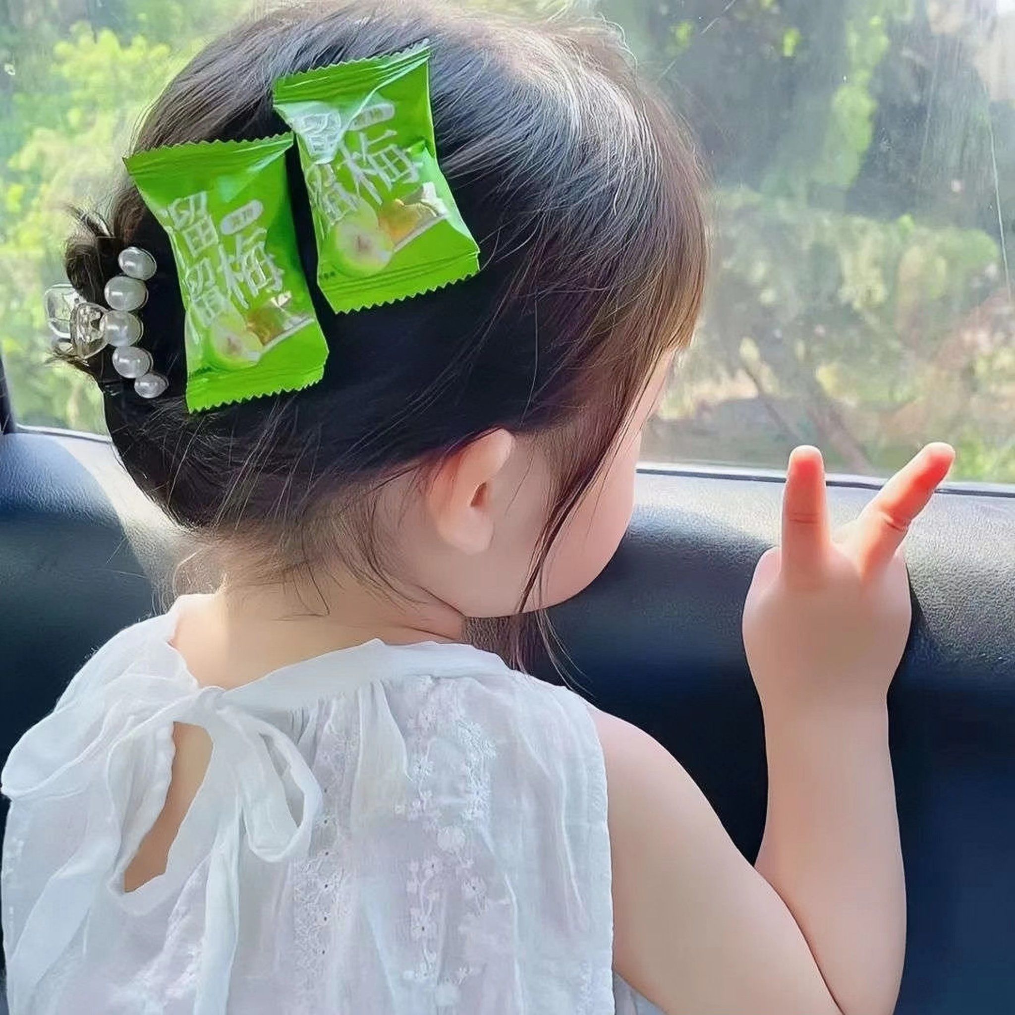 清新简约女头像