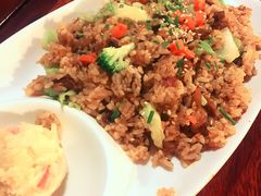 -玛格萝妮比萨屋(四平店)