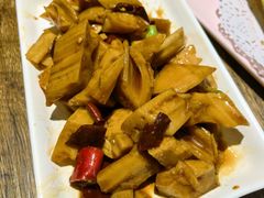 -叶派龙虾•招牌香辣蟹·海鲜(中海国际店)