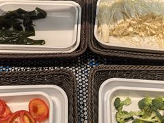 -尚品海鲜肥牛自助火锅(湖明店)