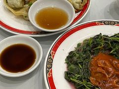 生煎馄饨-小实惠嘉(威海路店)
