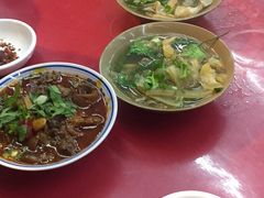 -谢老五跷脚牛肉·非遗传承店