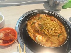 -三清洞摩西韩式年糕火锅(威高广场店)