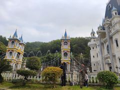 -龙凤山庄影视度假村