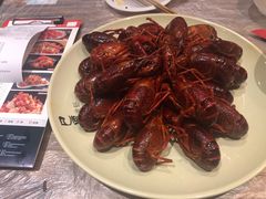 -巴厘龙虾·榜首油焖大虾(音乐学院·沿江酒馆店)