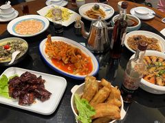 -山明水秀大饭店