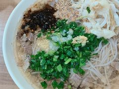 -啊墨江牛烂烀米线