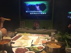 -唯爱KTV聚会餐厅(仙林东城汇店)