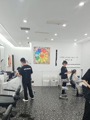 -YO HAIR SALON
