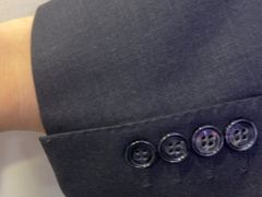 -莱靓奢侈品洗护改衣店(新世界百货崇文店)