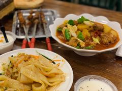 新疆大盘鸡-清真·玛丽亚新疆菜主题餐厅(浙江中路店)