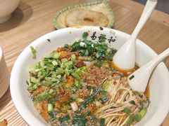 -易裕和·长沙米粉(吉尼斯获奖竹塘西路店)