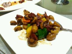 -大宁国际商业广场-地下停车库