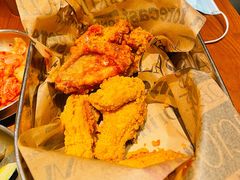 炸鸡双拼-春熙台韩国料理·章鱼肥牛(西丽店)