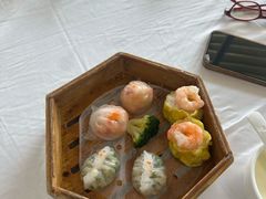 -鹿鸣酒家(越秀店)