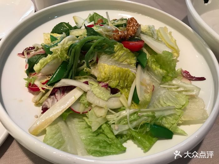 旺顺阁鱼头泡饼(财富购物中心店)大拌菜图片