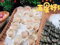 扇贝-钱小奴海鲜自助黑金店(杭州滨江龙湖店)
