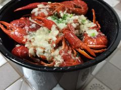 -巴厘龙虾·榜首油焖大虾(音乐学院·沿江酒馆店)