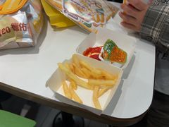 -麦当劳(上海虹桥站30B检票口楼上)