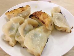-韩海丽特色美食(秀州路店)