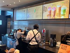 -星巴克(青岛火车北站候车大厅店)