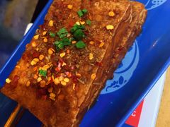 招牌烤水豆腐-老表记广西宵夜螺蛳鸭脚煲(西大店)