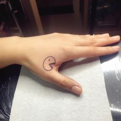 -SNOW TATTOO STUDIO
