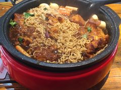 -吉吉向上炭烤鸡肉煲(大学城店)