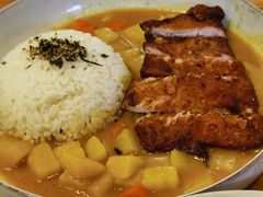 黄咖喱鸡排饭-About Bistro關於·泰式家庭料理