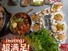 -围炉肉舍•炭烤活鳗•丹东海鲜烤肉(步行街店)