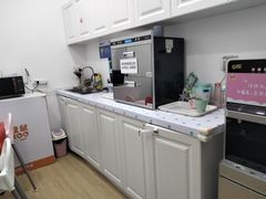 -澳洲袋鼠早教(南二环店)