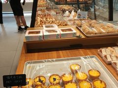 面包甜点陈列柜-格瑞思动物奶油生日蛋糕(圆融店)