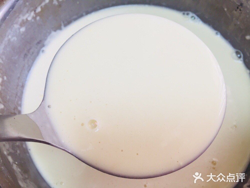 巧手美厨娘自制鸡蛋煎饼卷，一个不够卷两个