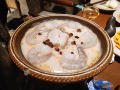 -老牌坊云南鱼豆花火锅(嵩山店)