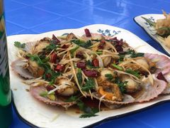 油泼扇贝-富临港·蒸汽海鲜·手抓海鲜·炒菜(栈桥店)