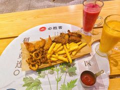 -必胜客(WOW昙华林店)