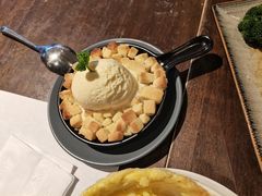 -港丽餐厅(龙之梦长宁店)