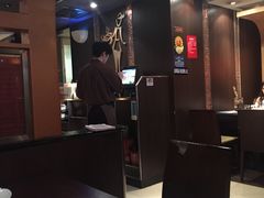 -必胜客(机场路店)