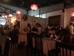 -Lanterns Vietnamese Restaurant