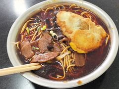 -薛记襄阳香辣牛肉面(平安路店)