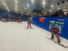 -长沙湘江冰雪世界